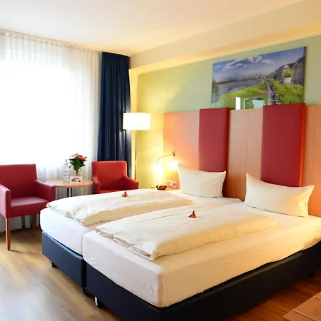 Hotel National Duesseldorf-3